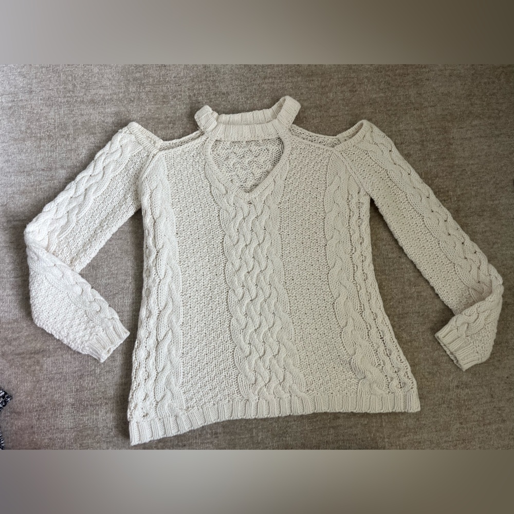 ROI cold shoulder sweater